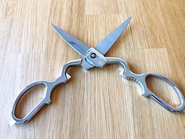 kitchenscissors07